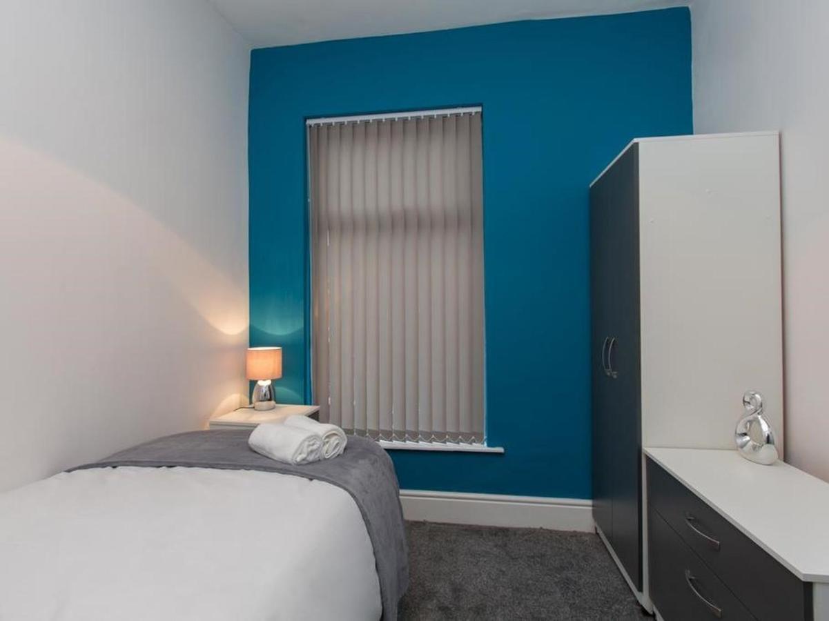 Townhouse @ 166 Ruskin Road Crewe Eksteriør bilde