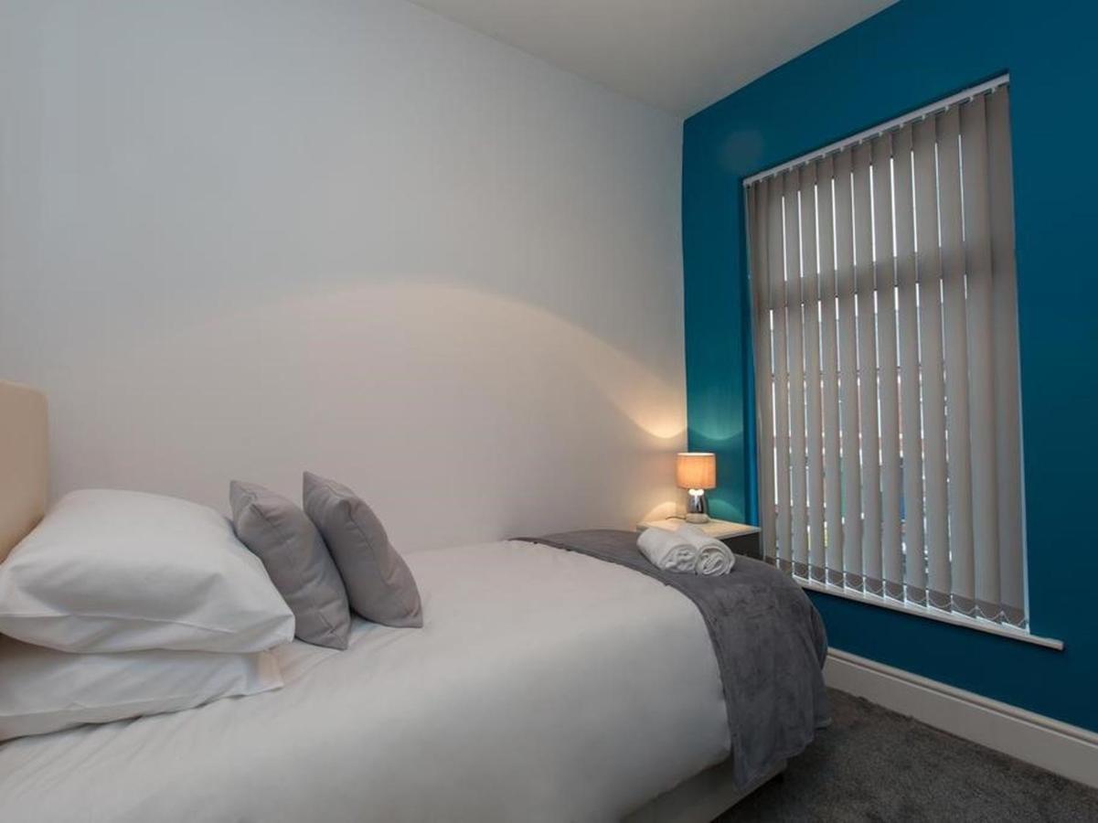 Townhouse @ 166 Ruskin Road Crewe Eksteriør bilde